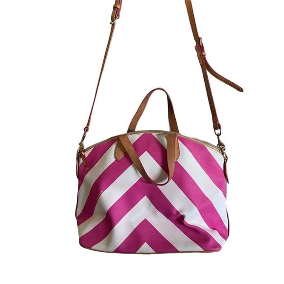 Dooney & Bourke Shoulder Bag - Picture 3 of 8